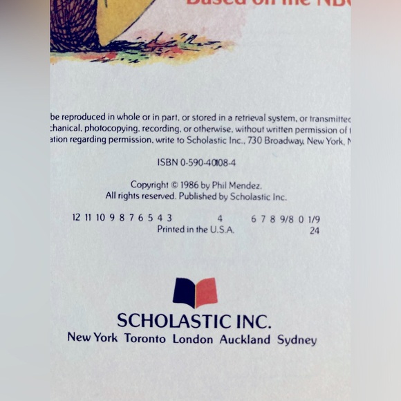 Vintage 80s Book Kissyfur and His Dad Collectible NBC TV Special Scholastic Book - Picture 4 of 7